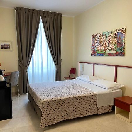 B&B Ponte Capograssi Сульмона Экстерьер фото