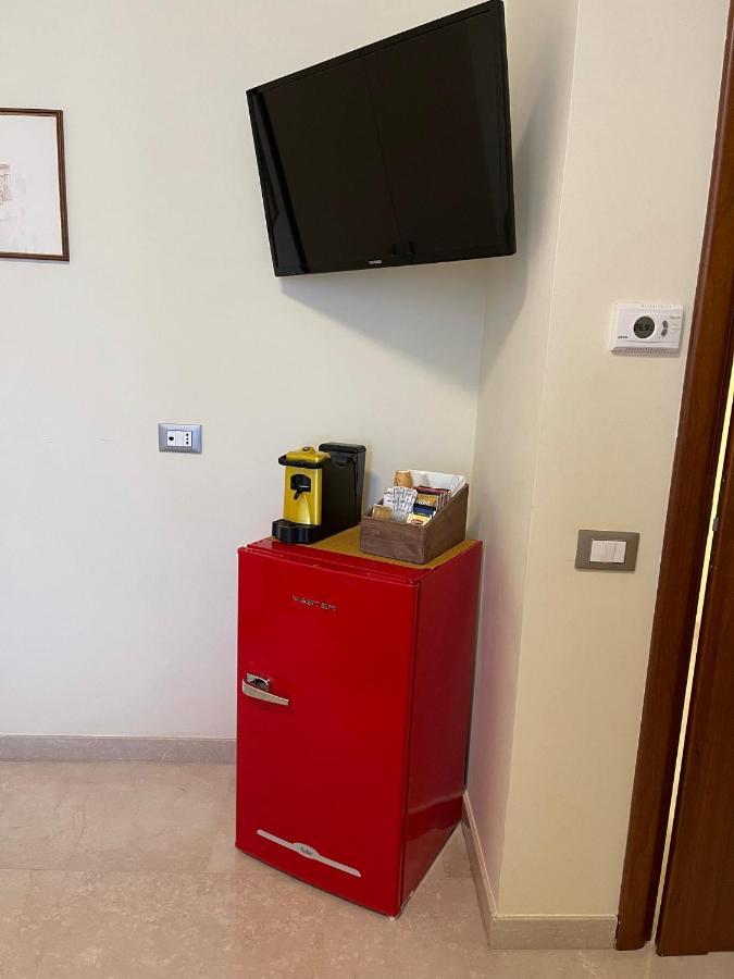 B&B Ponte Capograssi Сульмона Экстерьер фото