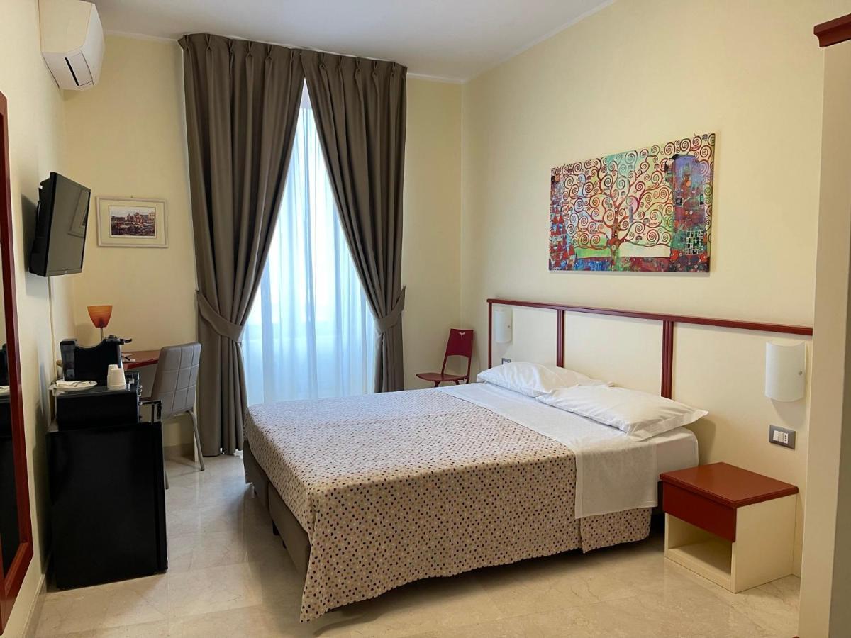 B&B Ponte Capograssi Сульмона Экстерьер фото