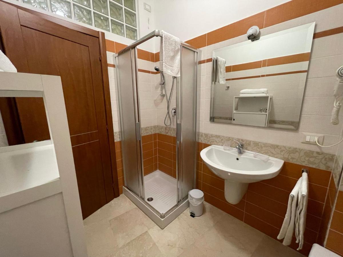 B&B Ponte Capograssi Сульмона Экстерьер фото