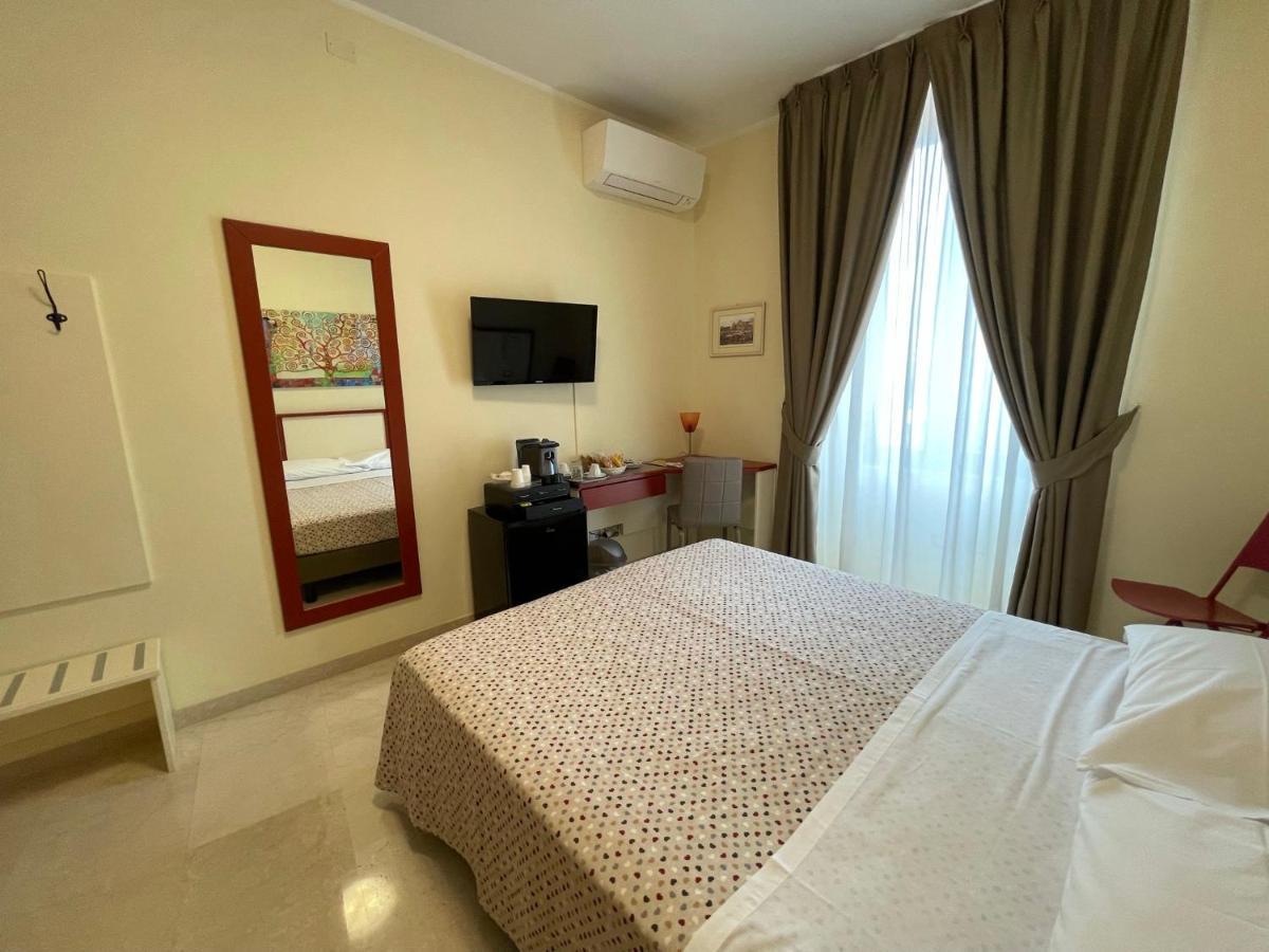 B&B Ponte Capograssi Сульмона Экстерьер фото