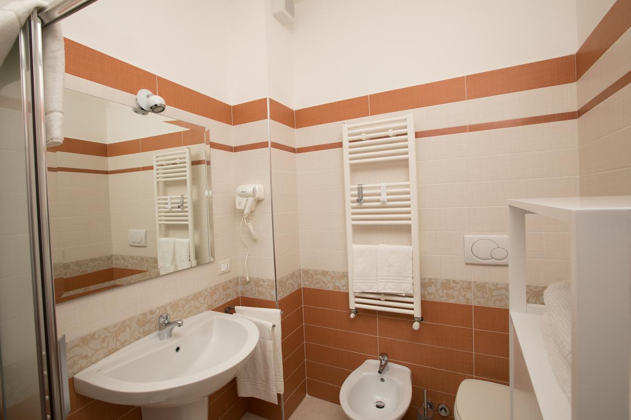 B&B Ponte Capograssi Сульмона Экстерьер фото