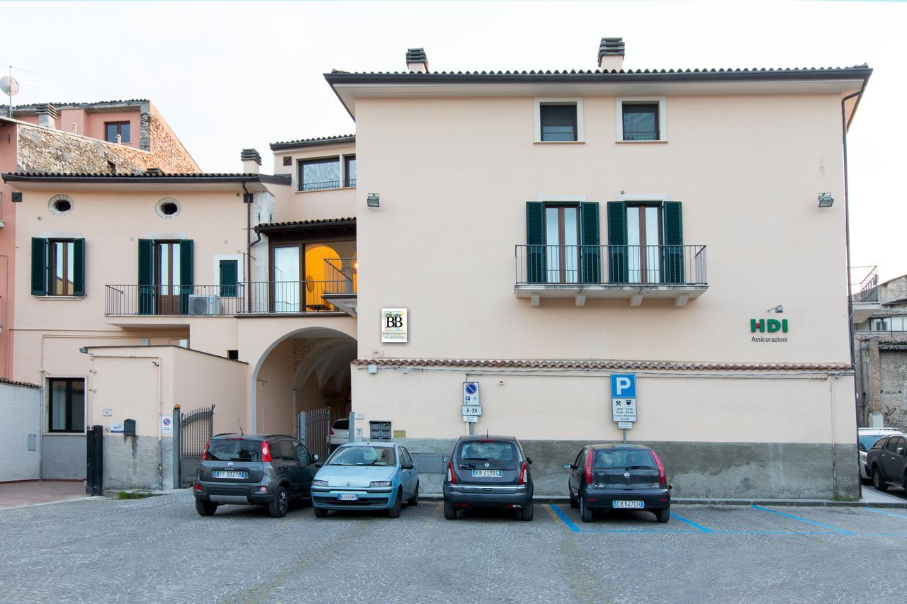 B&B Ponte Capograssi Сульмона Экстерьер фото