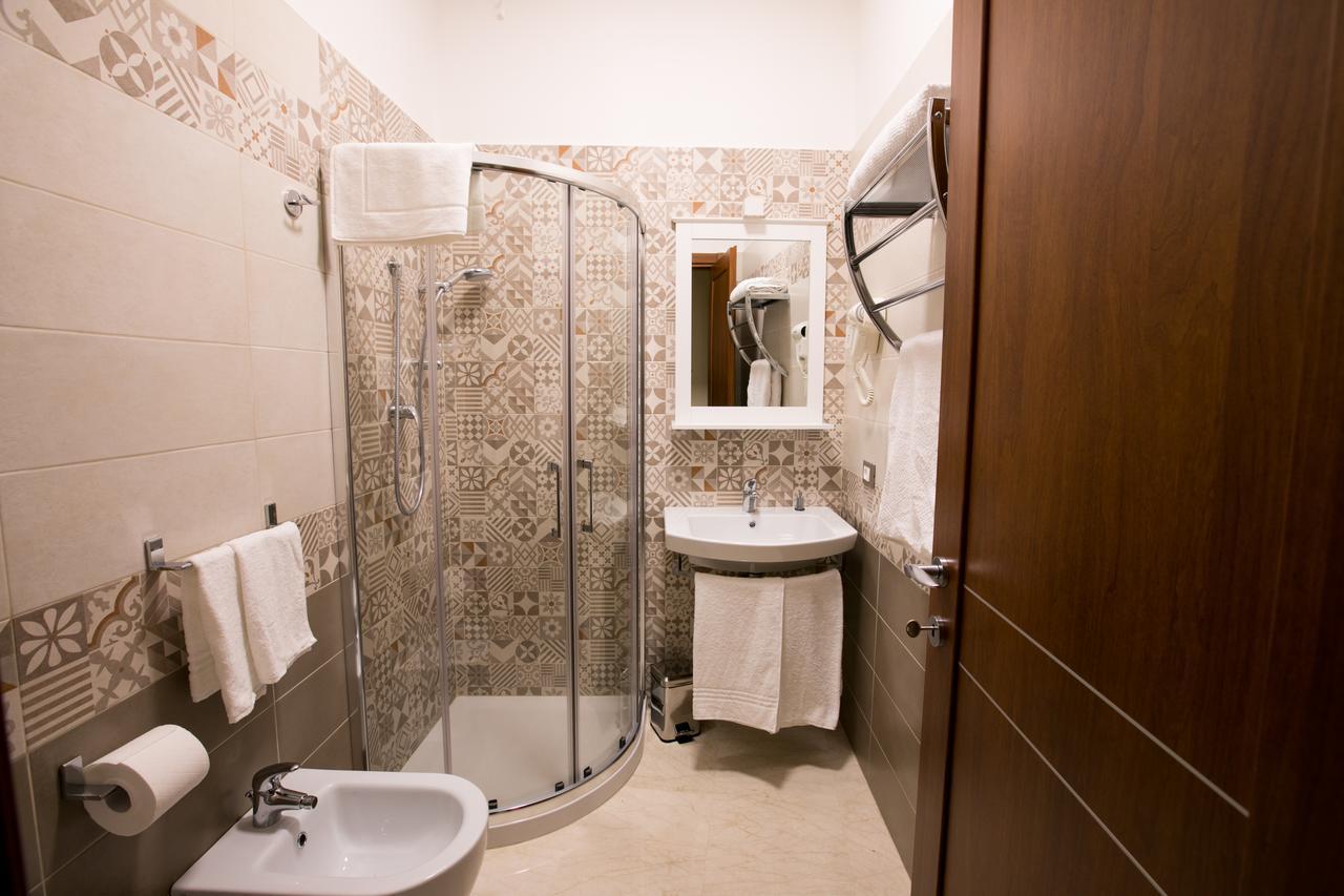B&B Ponte Capograssi Сульмона Экстерьер фото