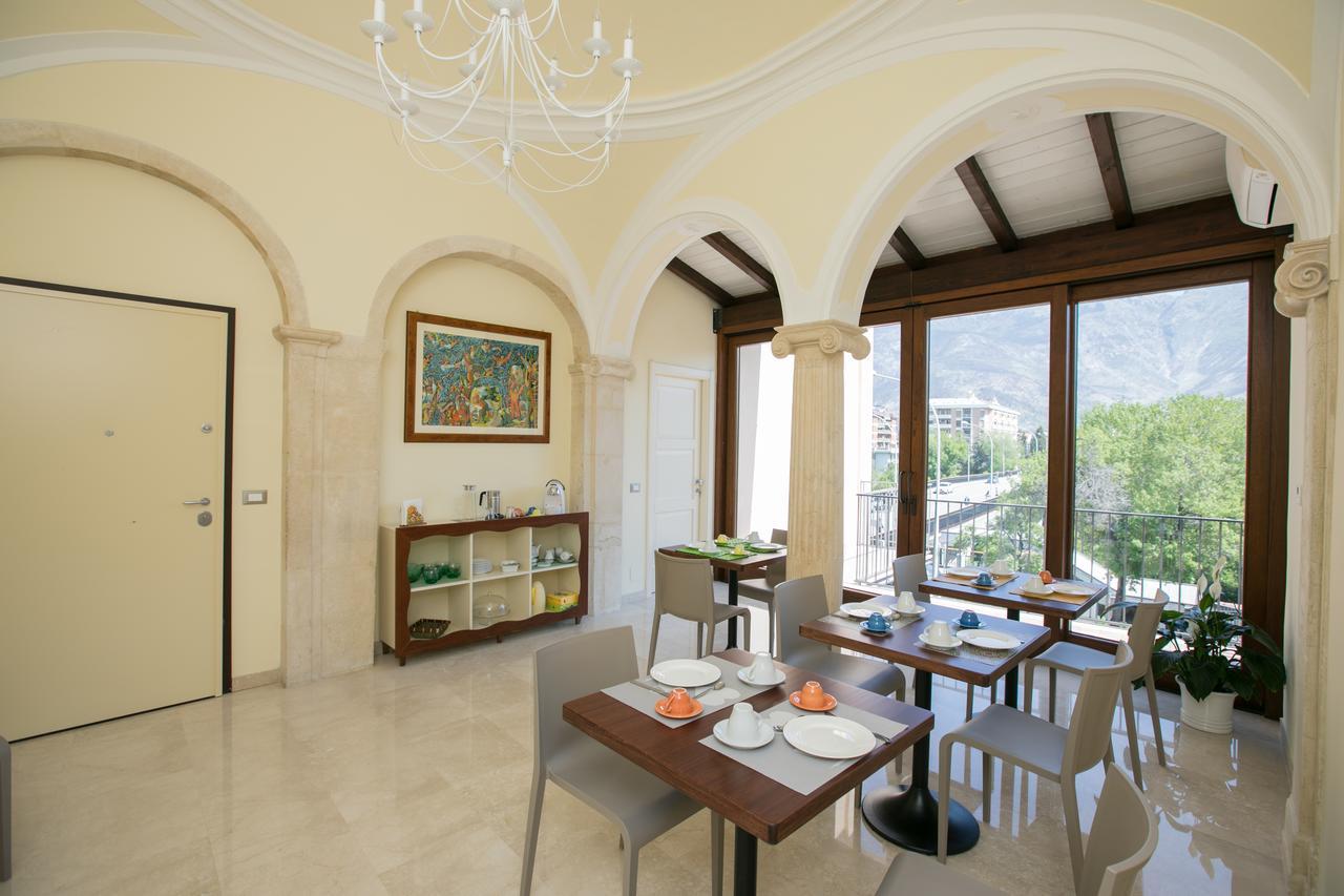 B&B Ponte Capograssi Сульмона Экстерьер фото